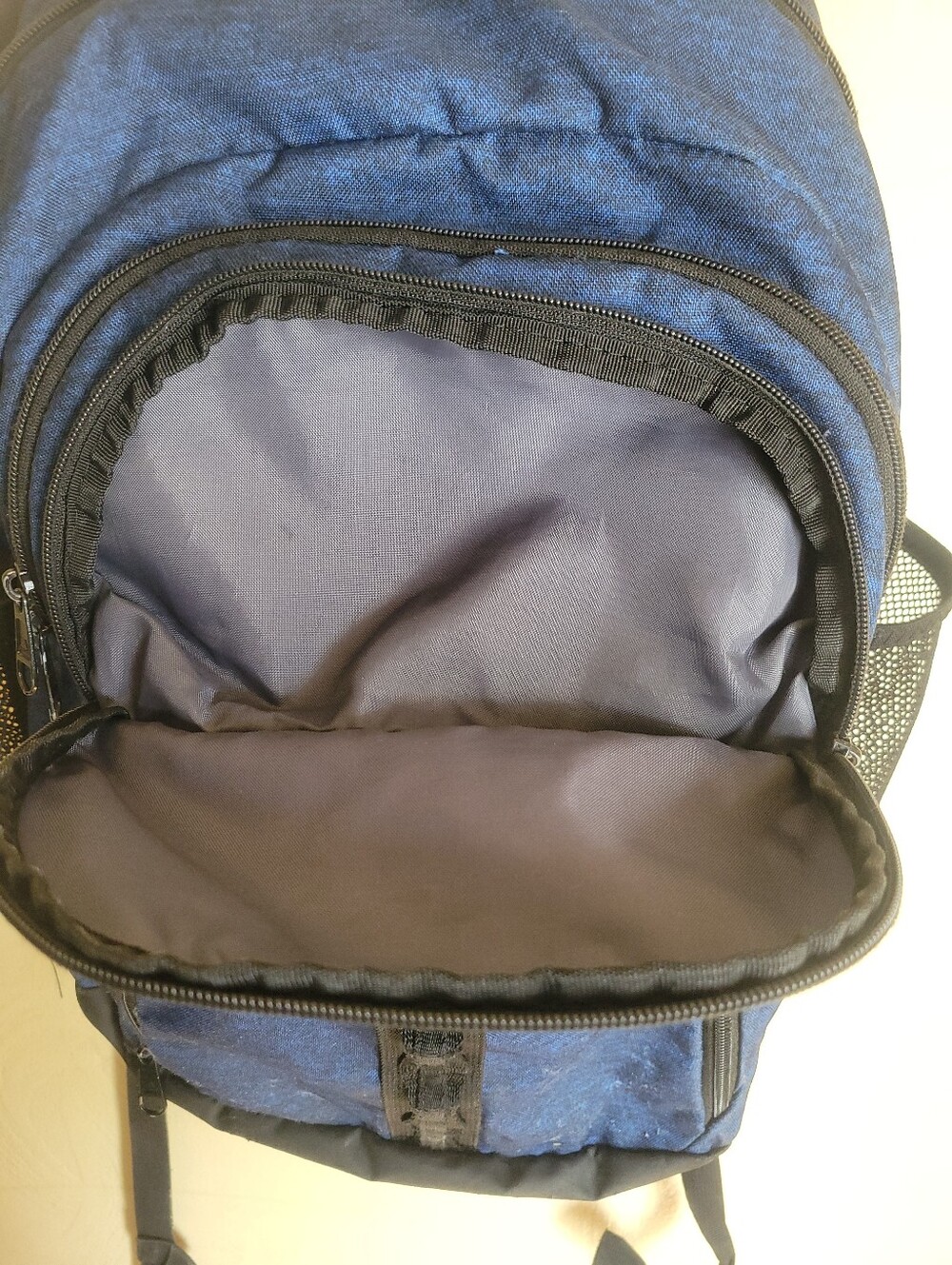Adidas Backpack - Picture 5 of 8